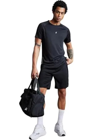 DeFacto Herren Jogginghose kurz - Bequeme Kurze Sporthose für Männer - Vielseitige Kurze Hose für Herren - Hochwertige Herrenhose für sportliche Aktivitäten