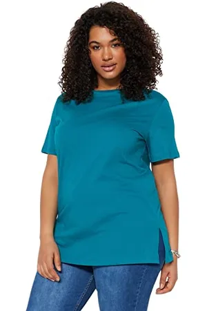 Trendyol Damen Women Crew Neck Knit Plus Size Relaxed Fit Basic Strick-T-Shirt mit Rundhalsausschnitt in Übergröße, , 3XL Größen