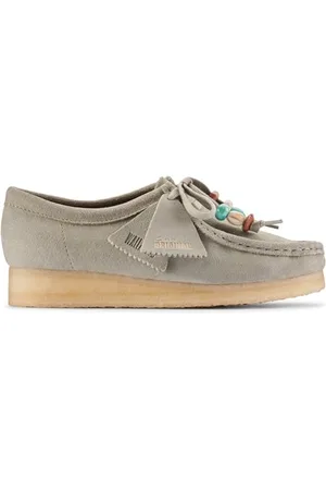 Clarks Unisex Wallabee. Oxford-Stiefel, Salbei-Seide, 41 EU
