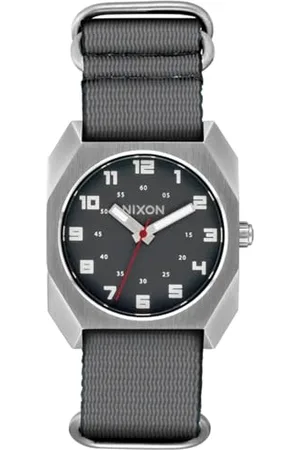 Nixon Herren Analog Uhr mit Edelstahl Armband A1409-5258-00