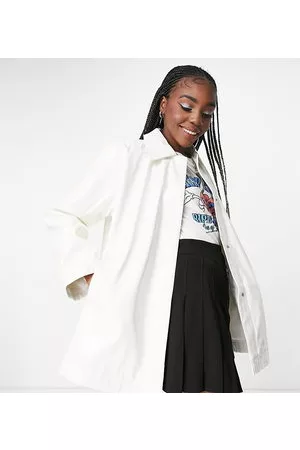 ASOS Damen Jacken mit Lack-Effekt - ASOS DESIGN Tall – Oversize-Hemdjacke aus Vinyl in
