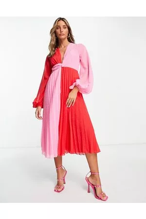 ASOS Damen Midikleider - – Plissiertes Midikleid im Farbblockdesign mit Punktestruktur und verdrehter Vorderseite