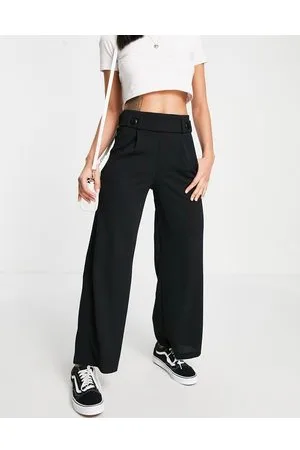 JDY – Dad-Hose mit Knopfdetail und weitem Bein in