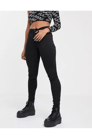 Noisy May – Callie – Jeans mit engem Schnitt und hohem Bund in