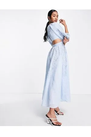 ASOS – Midikleid in mit Puffärmeln, Cut-Out am Rücken und Perlenstickerei