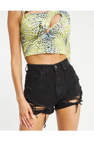 Missyempire Missy Empire – Jeansshorts in mit ausgefranstem Saum
