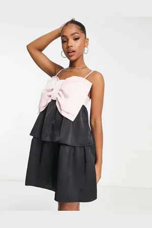 Pieces® – Premium – Gestuftes Oversize-Minikleid in mit Schleife in Rosa