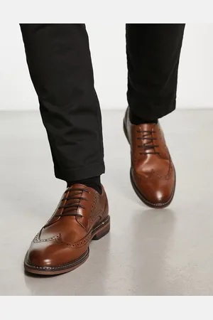 Schuh – Raffe – Budapester aus braunem Leder