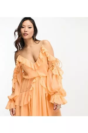 ASOS Damen Freizeitkleider - ASOS DESIGN Petite – Mini-Wickelkleid in Pfirsich mit Bindedetail, Rüschen und Nietenbesatz