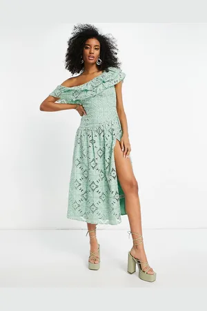 ASOS – Midikleid in Salbeigrün mit One-Shoulder-Träger und Spitze