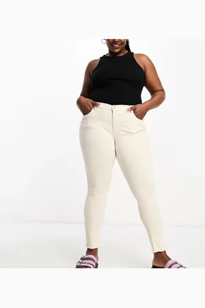 ONLY – Eng geschnittene Jeans in Ecru
