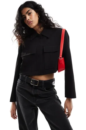 Stradivarius – Hochwertige Utility-Jacke in