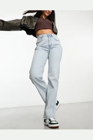 Cotton On Cotton On – Schmal geschnittene Jeans in hellblauer Waschung mit geradem Schnitt