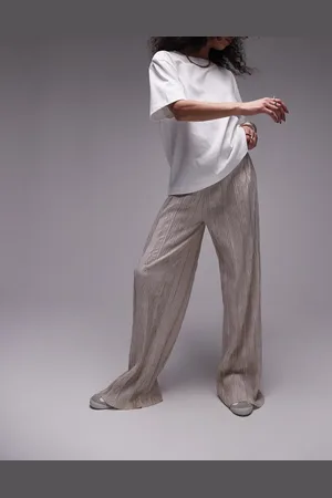 Topshop – Weit geschnittene Plissee-Hose in Steinbeige mit Knitterstruktur
