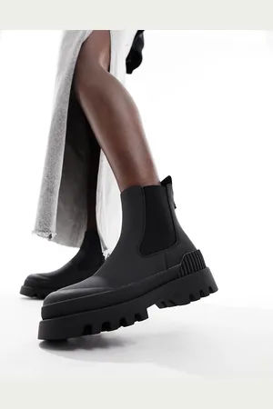 ONLY – Wasserfeste Stiefel mit dicker Plateausohle in