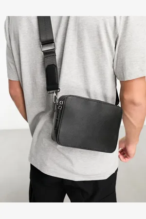 ASOS – Große Kameratasche aus Kunstleder in zum Umhängen