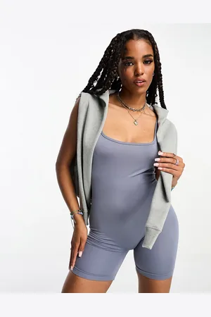Miss Selfridge – Nahtloser Playsuit-Einteiler in Indigoblau mit tiefem Rückenausschnitt und schmalen Trägern