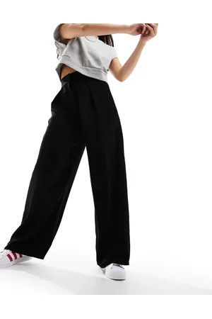 River Island – Hose in mit weitem Bein und Bundfalten