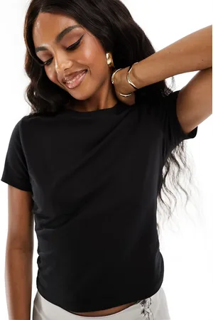 NA-KD X Chloe Monchamp – Kurzes T-Shirt in
