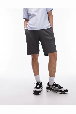 Topman – Oversize-Shorts in Anthrazit mit Faltendetails