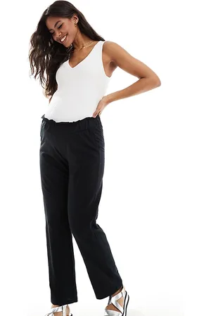 Mama;licious Mamalicious Maternity – Leichte Sommerhose in mit weitem Schnitt und Unterbauchbund
