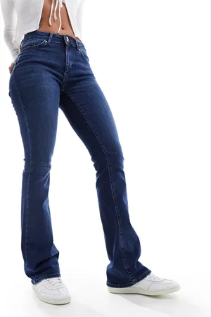 ONLY – Blush – Schlagjeans in dunkler Waschung