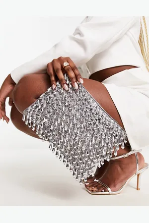 ASOS – Durchgehend mit Perlen besetzte Clutch in Silberoptik mit Reißverschluss oben