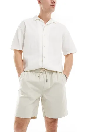 River Island – Schlupf-Shorts in Hellbeige