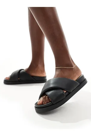 ONLY – Sandalen in mit gekreuzter Vorderpartie