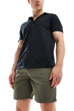 SCALPERS – Shorts in Khaki