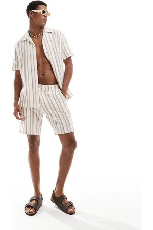 SELECTED – Strukturierte Shorts in gestreiftem Cremeweiß, Kombiteil