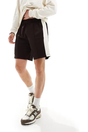 Only & Sons – Schlupfshorts in mit seitlichem Streifen