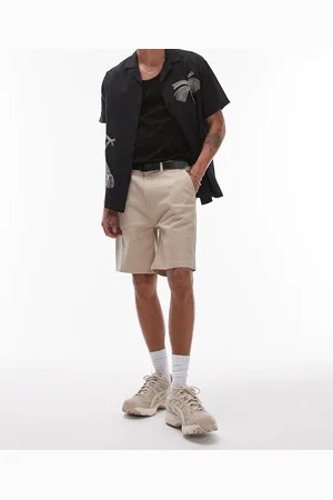 Topman – Schmal geschnittene Chino-Shorts in Steinbeige