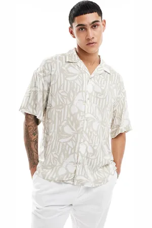 ADPT. – Oversize-Hemd in Beige mit Reverskragen und Blumenmuster