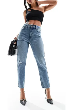 New Look – Zerrissene Mom-Jeans in einer getönten Waschung