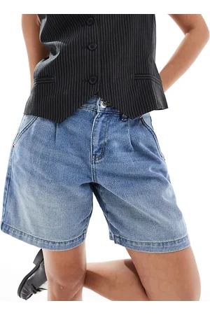 VERO MODA – Boyfriend-Shorts aus Denim in Hellblau