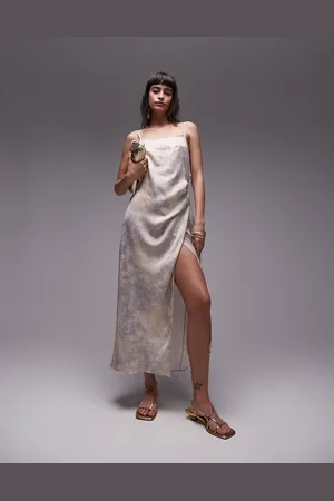 Topshop – Hochwertiges, gewickeltes Midi-Trägerkleid in Staubblau mit eckigem Ausschnitt und Blumenmuster