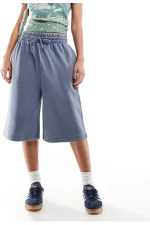 ASOS – Lange, schwere Sweatshorts in verwaschenem Indigo