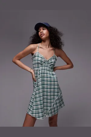 Topshop – Schwingendes, kurzes Riemchenkleid mit minzgrünem Karo und geraffter Taille