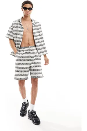 Native Youth – Gestreifte Jacquard-Shorts in Schwarz und Weiß, Kombiteil