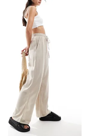 VILA – Weit geschnittene Hose in Steinbeige mit Leinenanteil und Tunnelzug