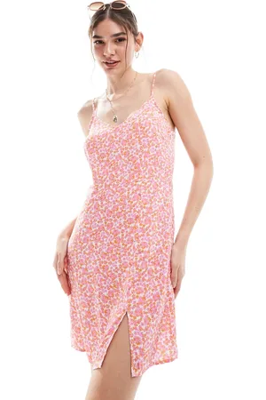 VERO MODA – Mini-Trägerkleid mit Blumenmuster und Schlitz