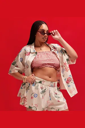 ASOS Curve – Strandshorts aus Leinenimitat mit Postkartenprint, Kombiteil