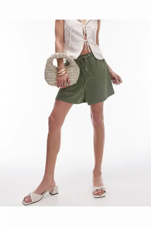 Topshop – Lässige Shorts in Khaki mit Knitterstruktur und Tunnelzug