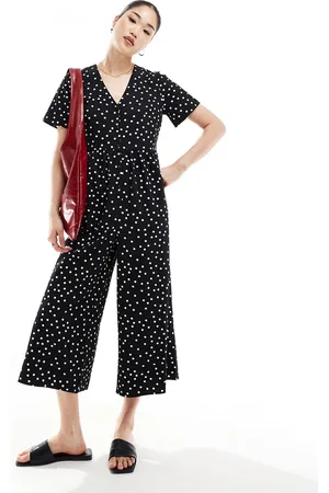 ASOS – Kurzärmliger Freizeit-Jumpsuit mit Punktemuster in Schwarz/Weiß