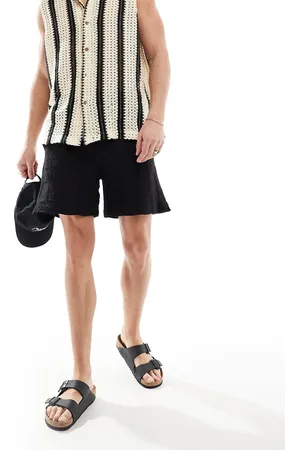 River Island – Häkel-Shorts in Marineblau