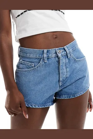 MANGO – Mikro-Jeansshorts in Hellblau