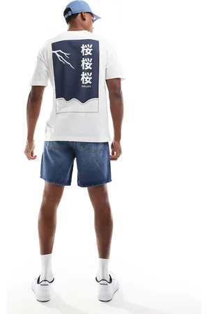 Only & Sons – Relaxed-Fit-T-Shirt in gebrochenem mit japanischem Print