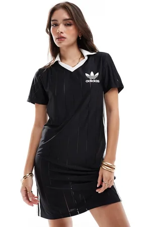 adidas – Adicolor – Nadelstreifenkleid in mit den 3 Streifen