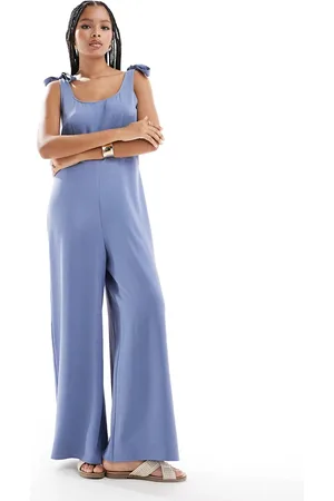 ASOS – Cupro-Jumpsuit in Eisblau mit weitem Bein, U-Ausschnitt und Bindedetails